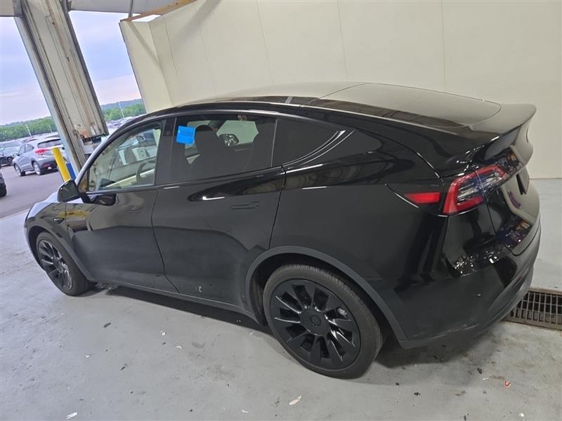 tesla model y 2023 7SAYGDEE2PF764215 image tesla model y 2023 7SAYGDEE2PF764215 image